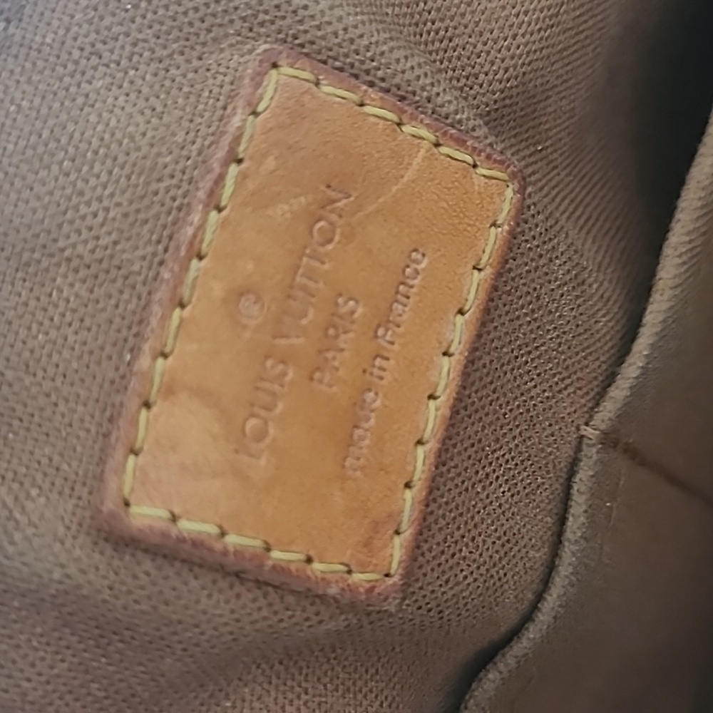Louis Vuitton Brown Monogram Shoulder Bag - Picture 12 of 16